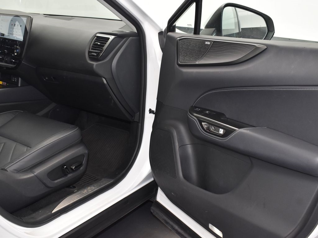 2023 Lexus NX 350 Luxury photo 18