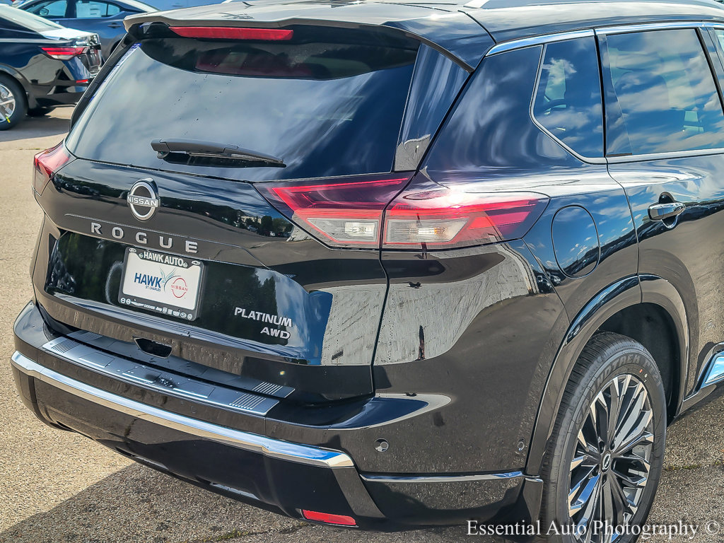 2026 Nissan Rogue Platinum photo 4