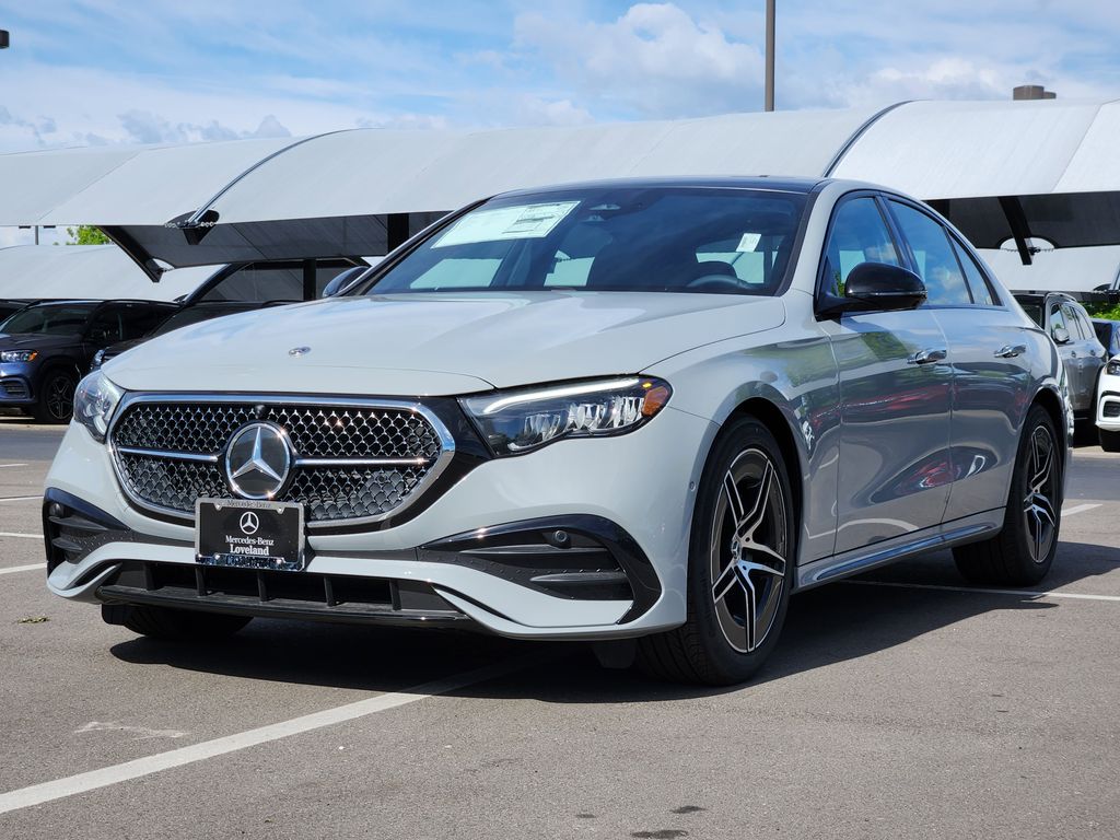 2025 Mercedes Benz E 4MATIC Sedan photo 4