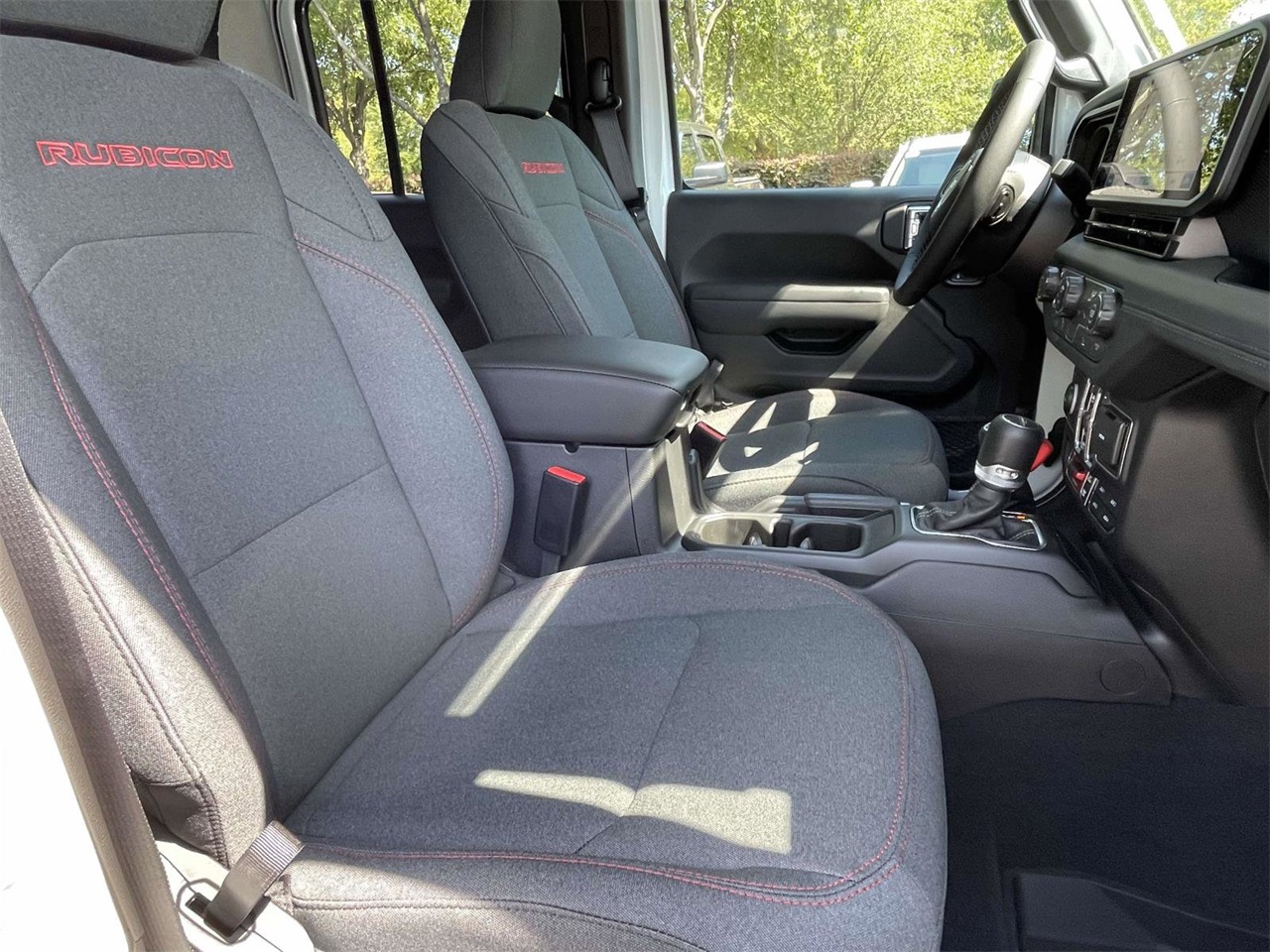 2025 Jeep Gladiator Rubicon photo 29