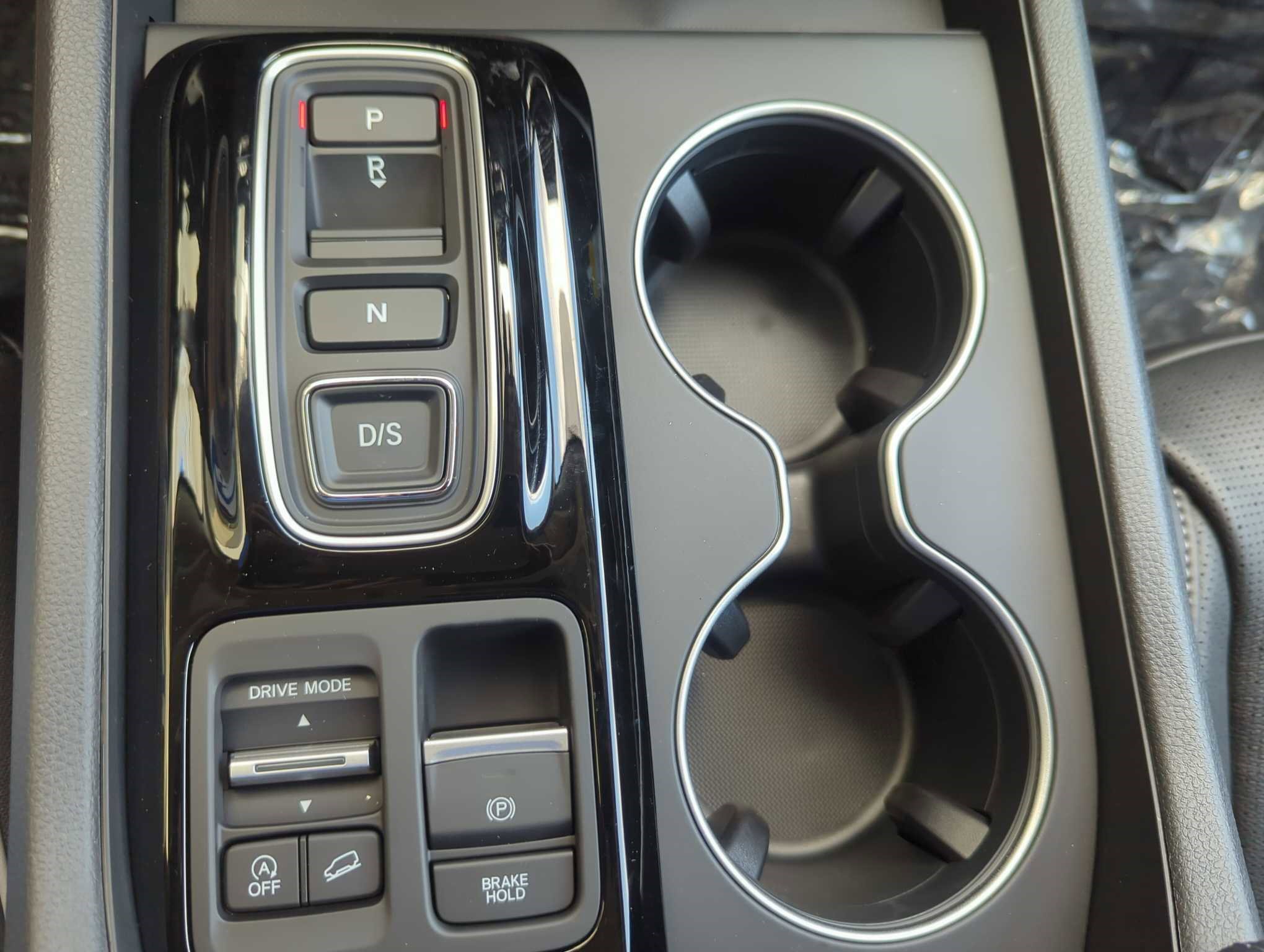 2025 Honda Pilot Elite photo 12