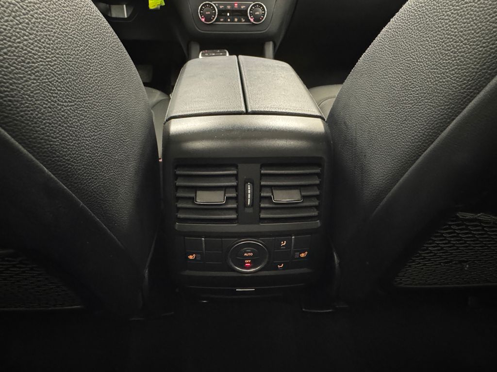 2018 Mercedes Benz GLS 450 4MATIC photo 37