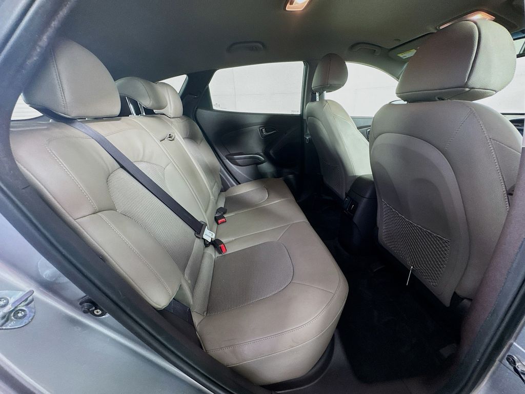 2014 Hyundai Tucson SE photo 30