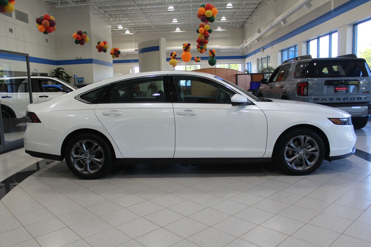 2024 Honda Accord 1.5T EX photo 3