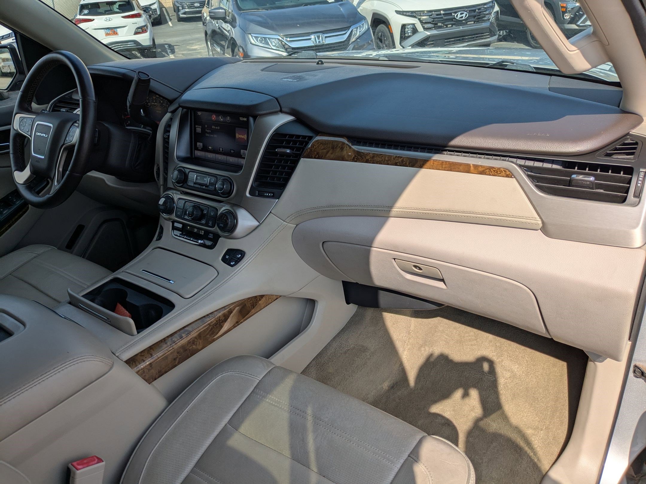2015 Gmc Yukon Denali photo 28
