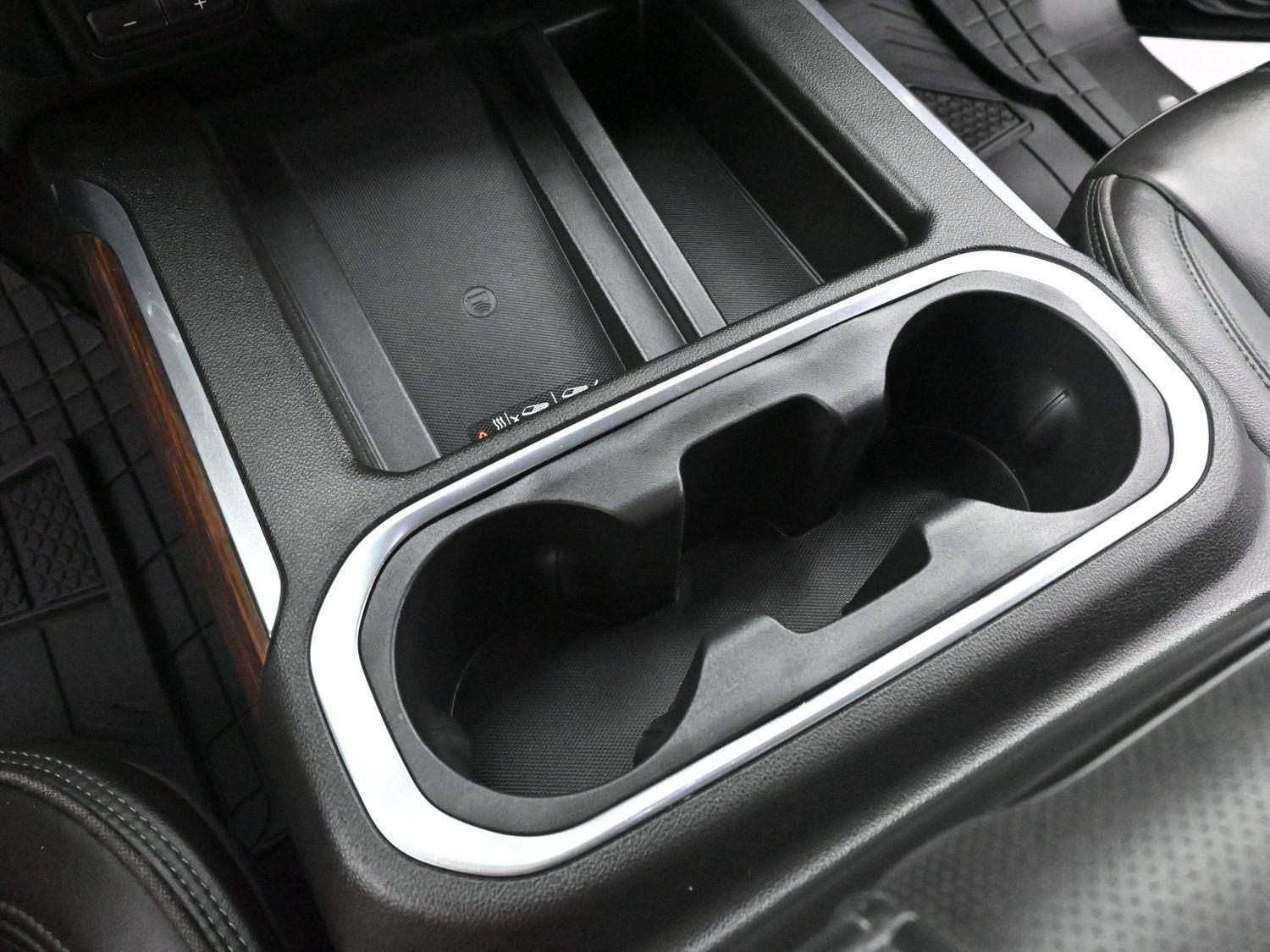 2023 Chevrolet Silverado 2500HD High Country photo 24