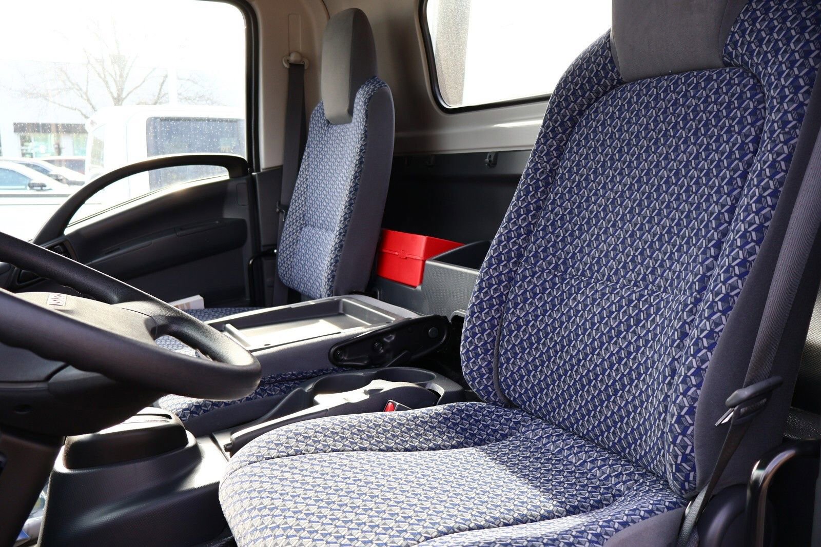 2023 Isuzu NRR Standard Cab photo 10