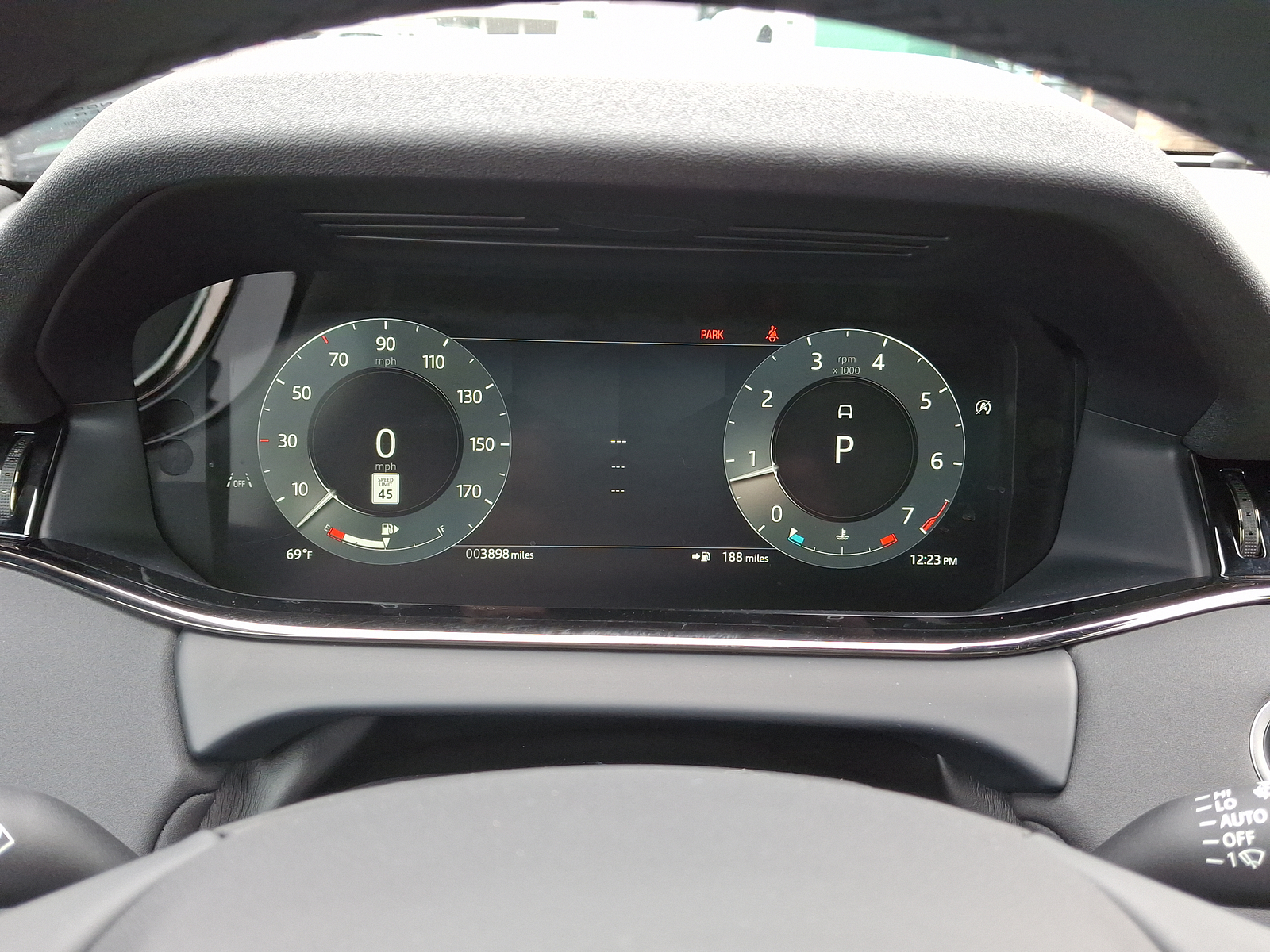 Image 7 of Certified Pre-Owned 2025 Range Rover Evoque Dynamic SE AWD Sport Utility
