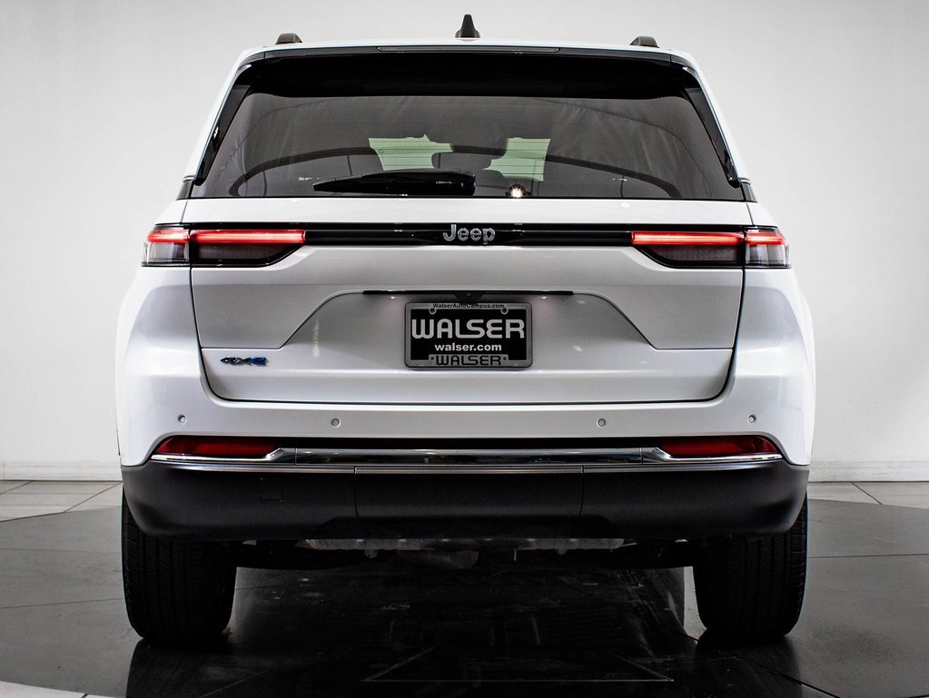 2023 Jeep Cherokee 4xe photo 6