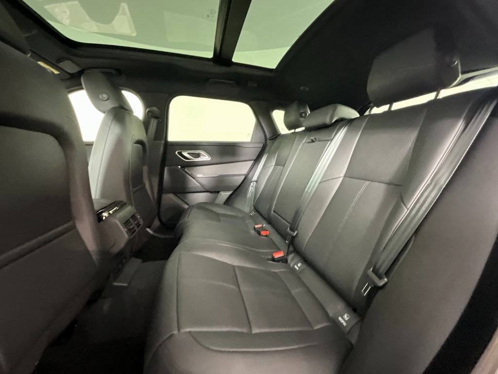 2026 Land Rover Range Rover Velar S photo 5