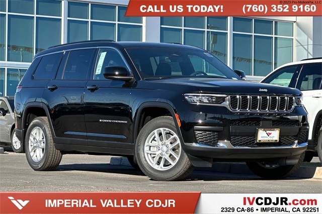 2025 Jeep Grand Cherokee L Laredo's photo