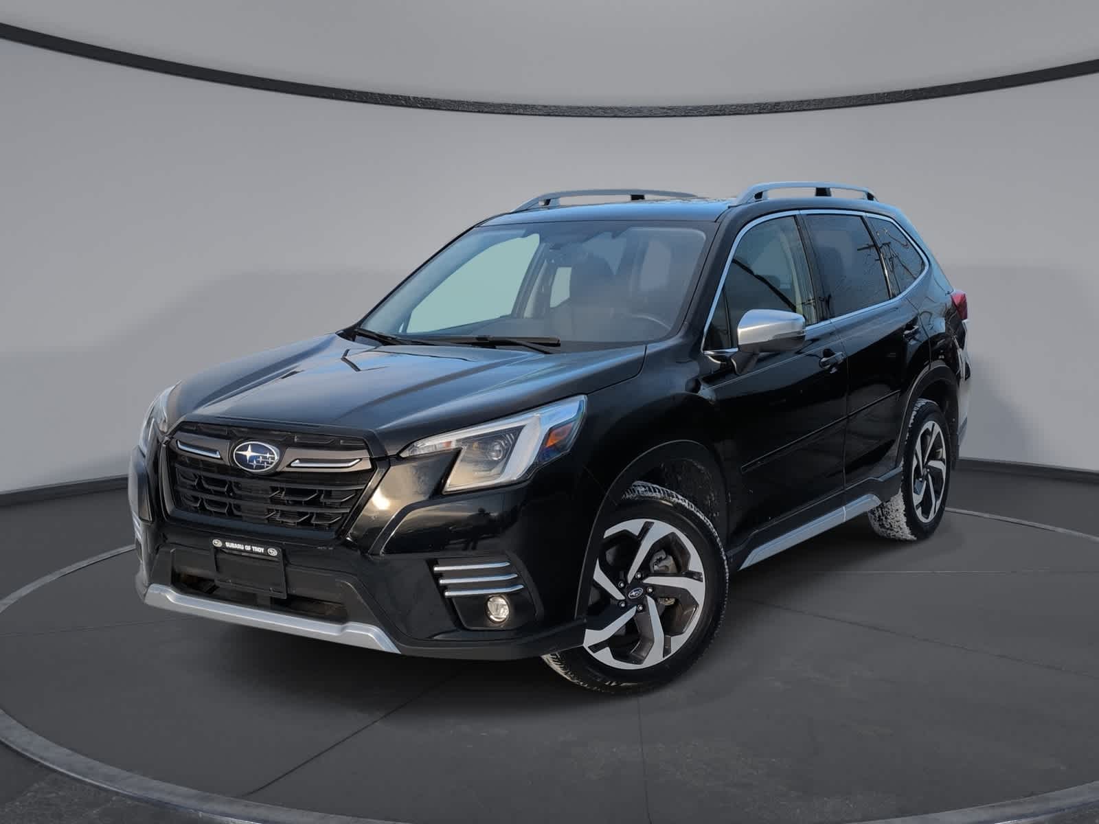 2022 Subaru Forester Touring's photo