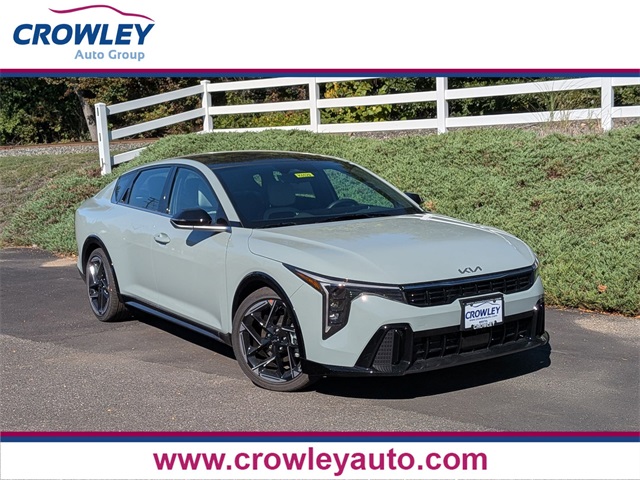 2025 Kia K4 GT-Line's photo