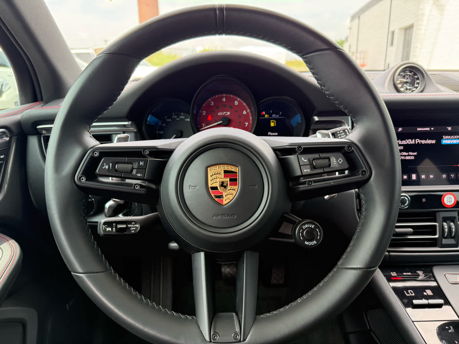 2023 Porsche Macan GTS photo 13