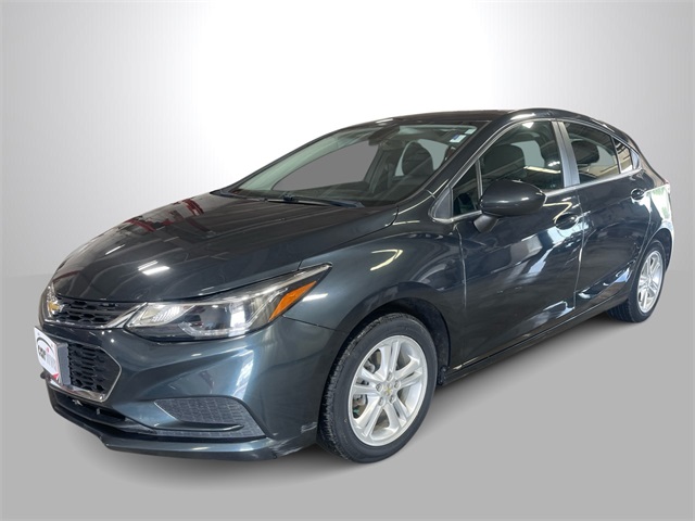 2018 Chevrolet Cruze LT photo 3