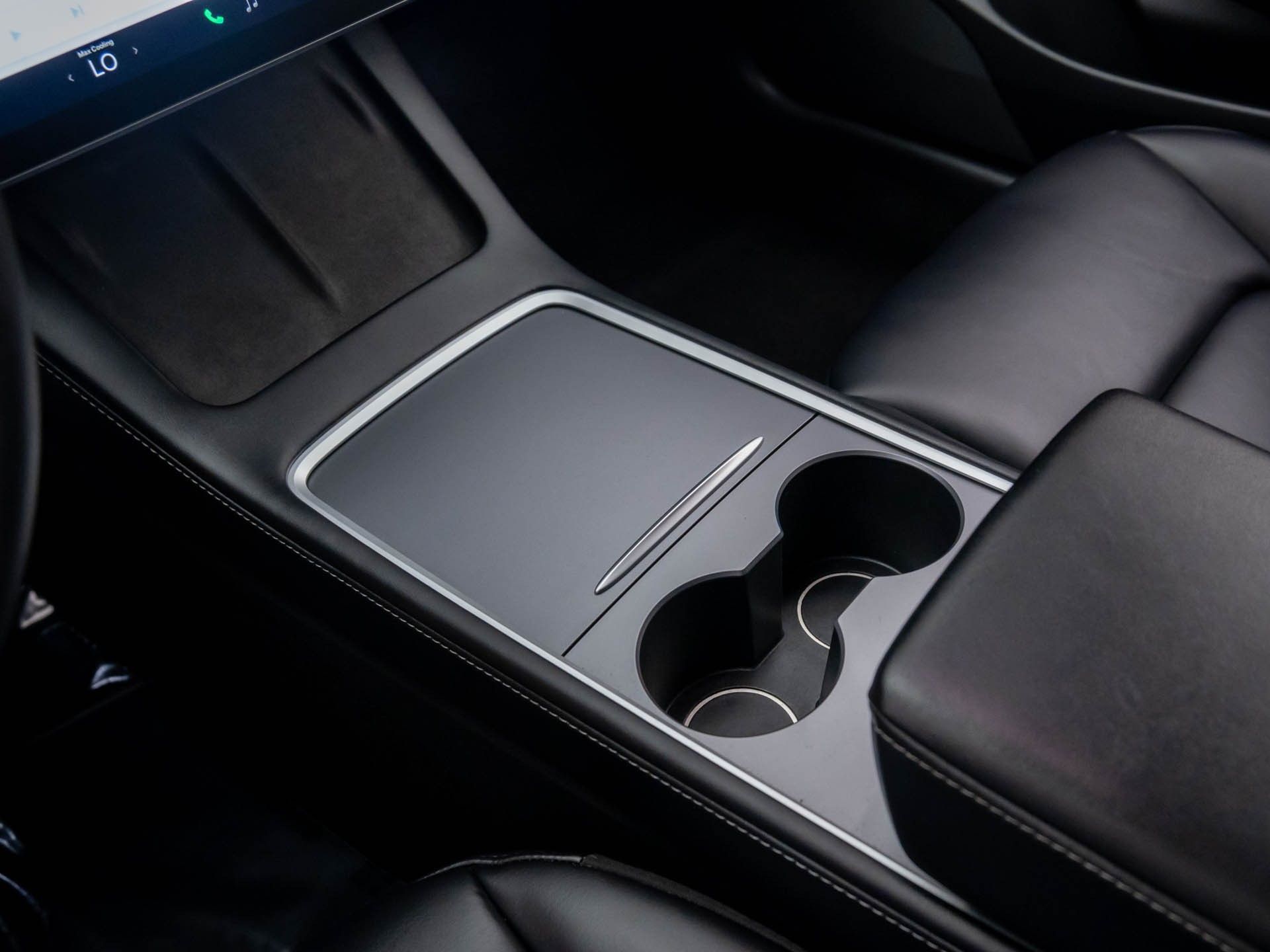 2022 Tesla Model 3 Long Range photo 11