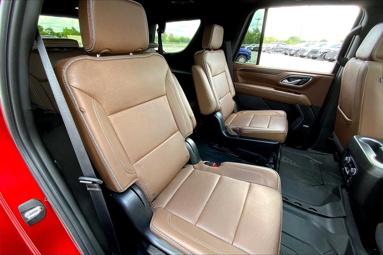 2024 Chevrolet Tahoe High Country photo 18