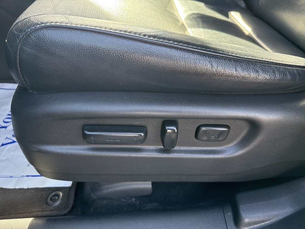 2016 Honda Pilot Touring photo 29