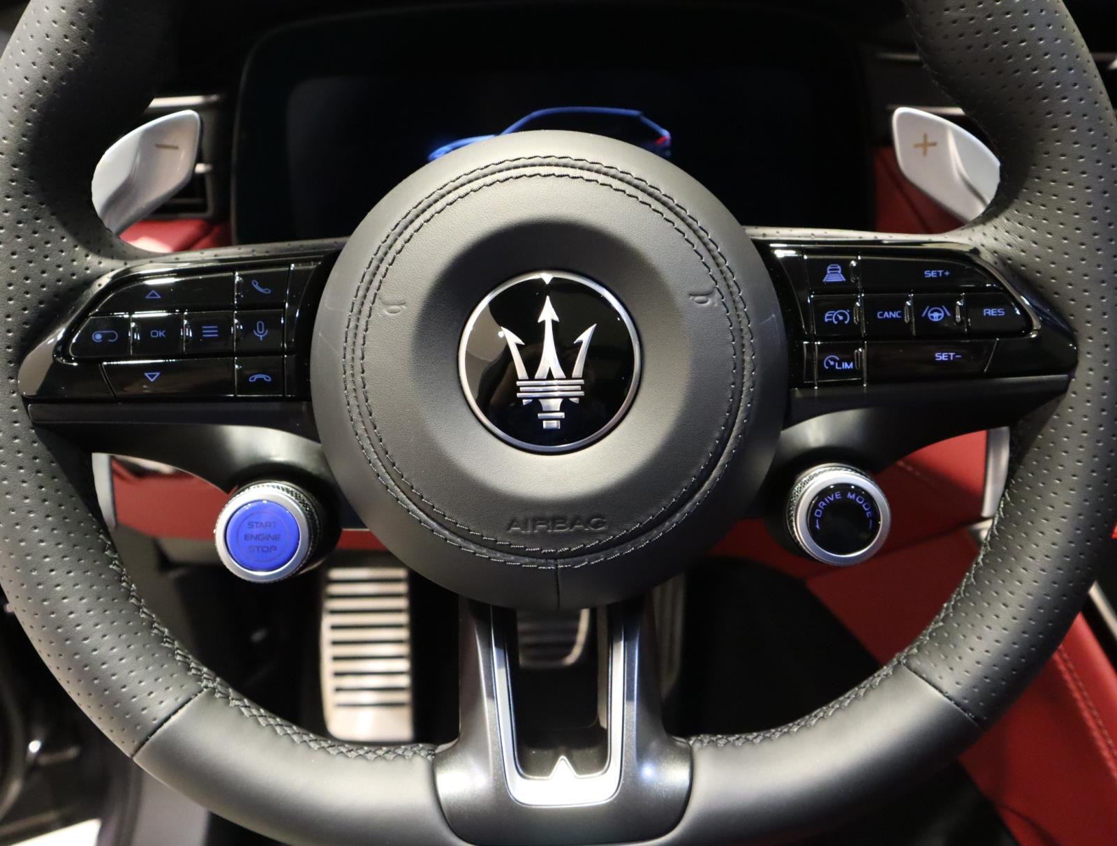 2025 Maserati Grecale Modena photo 28