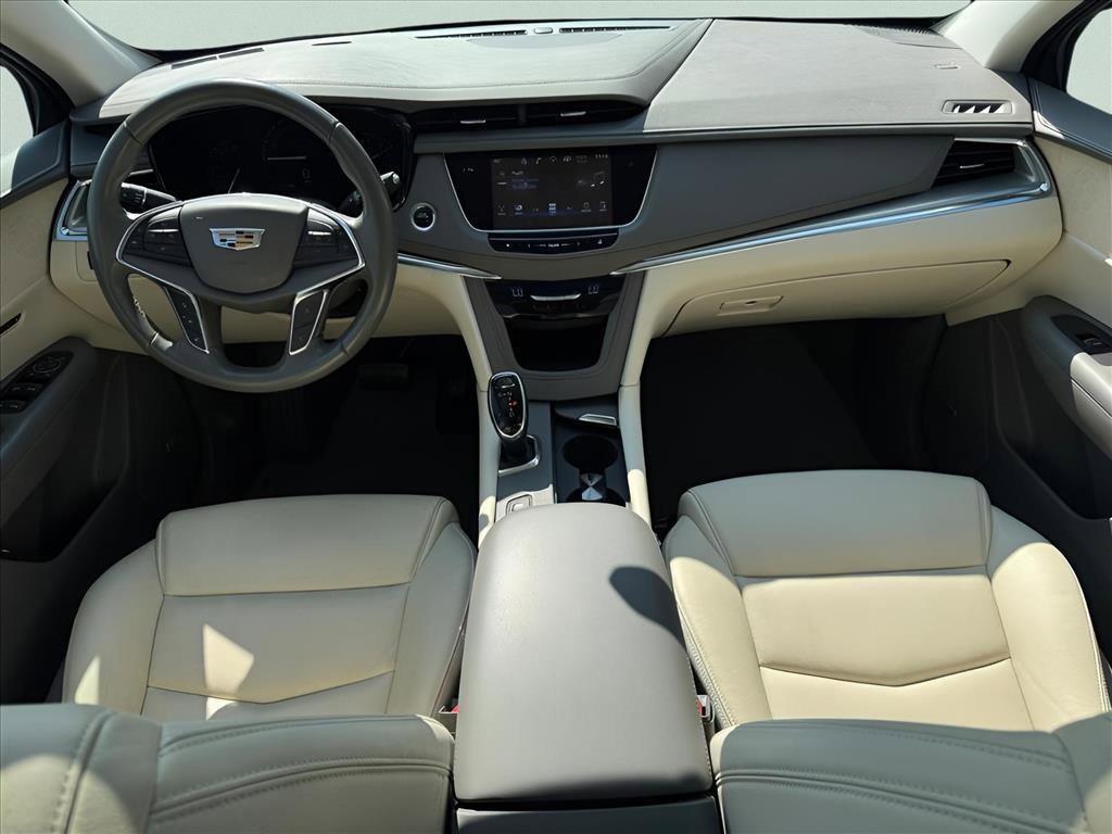 2019 Cadillac XT5 Luxury photo 9