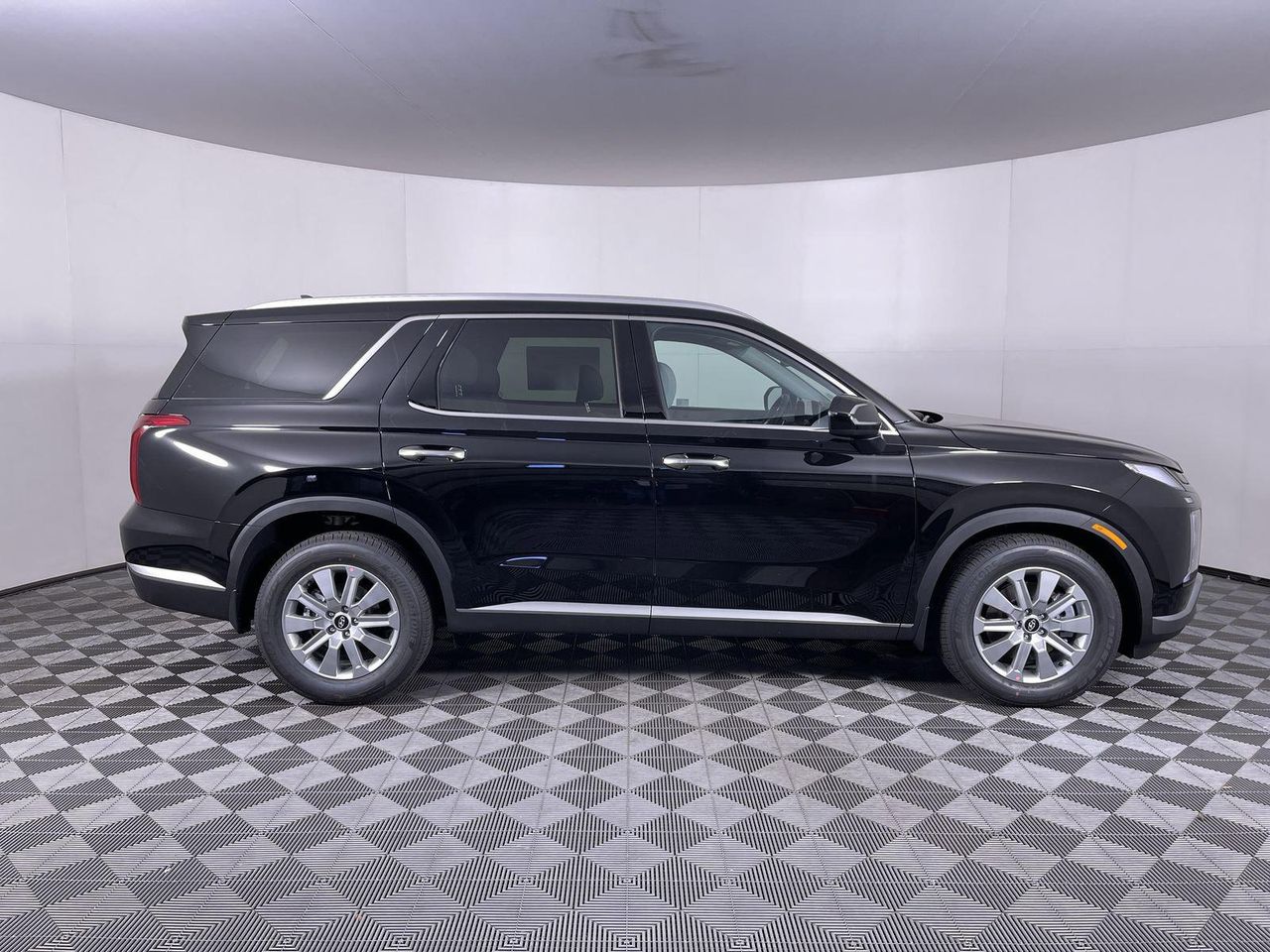 2025 Hyundai Palisade SEL photo 4