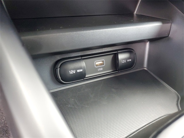 2025 Kia Soul LX photo 17