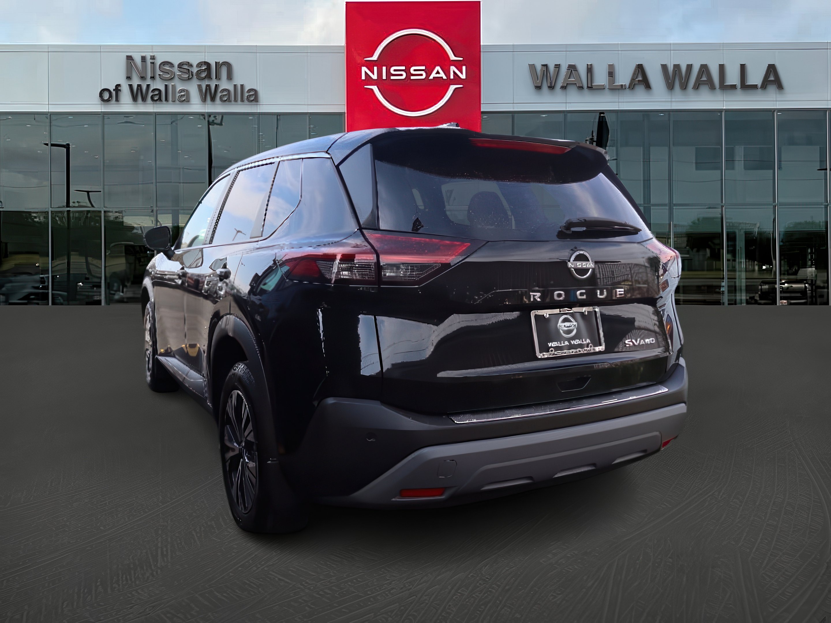 2023 Nissan Rogue SV photo 2