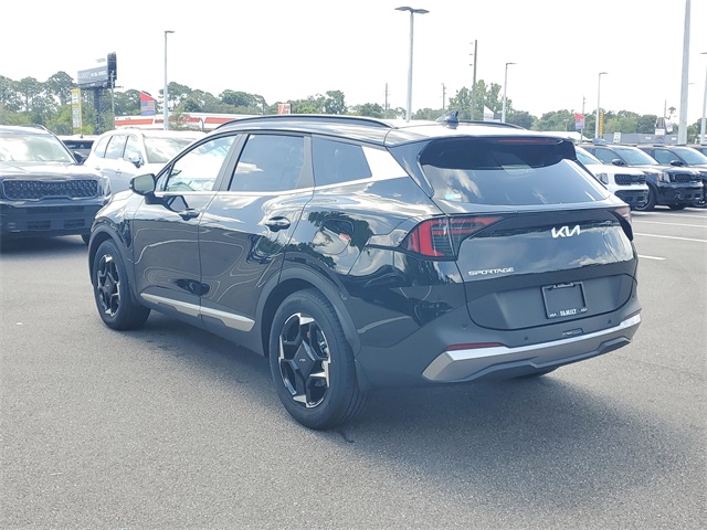 2026 Kia Sportage EX photo 4