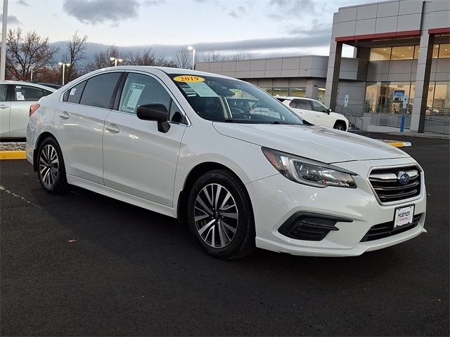 2019 Subaru Legacy 2.5i photo 2