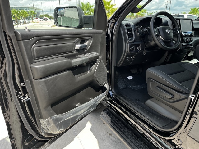 2025 Ram 1500 Tradesman photo 10