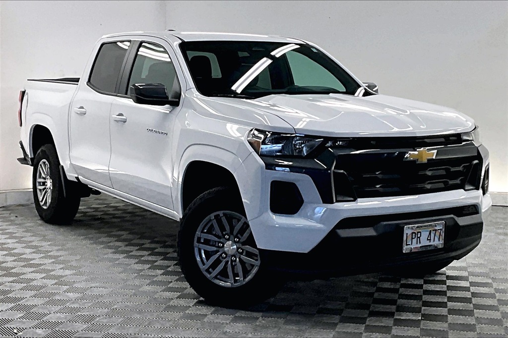 2024 Chevrolet Colorado LT photo 10
