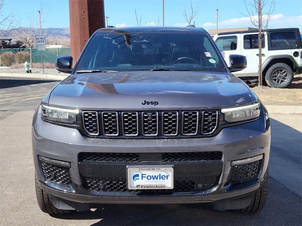 2025 Jeep Grand Cherokee L Summit photo 2