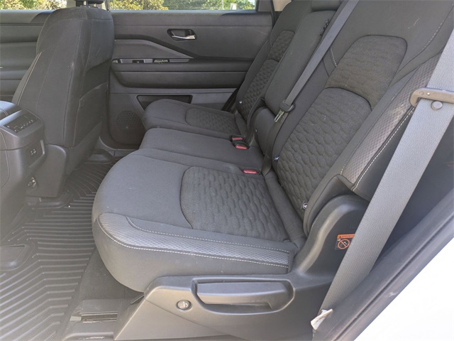 2022 Nissan Pathfinder SV photo 24