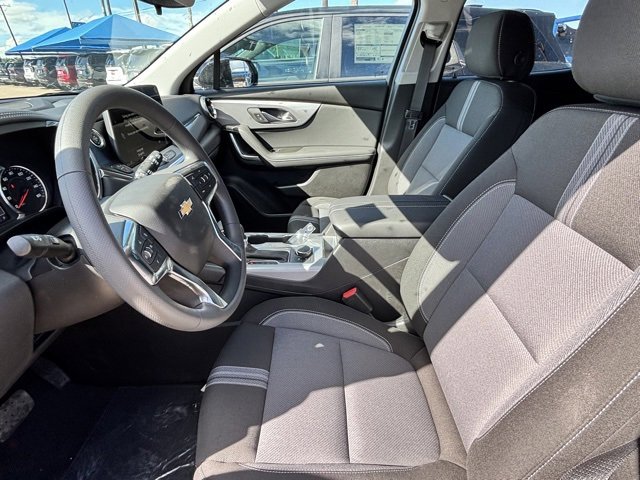 2025 Chevrolet Blazer 2LT photo 14