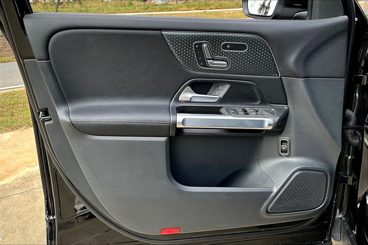 2024 Mercedes Benz GLB 250 4MATIC photo 39