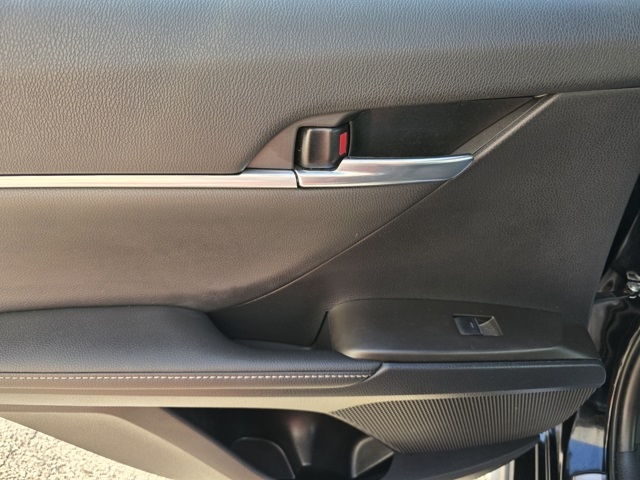 2022 Toyota Camry XSE photo 11