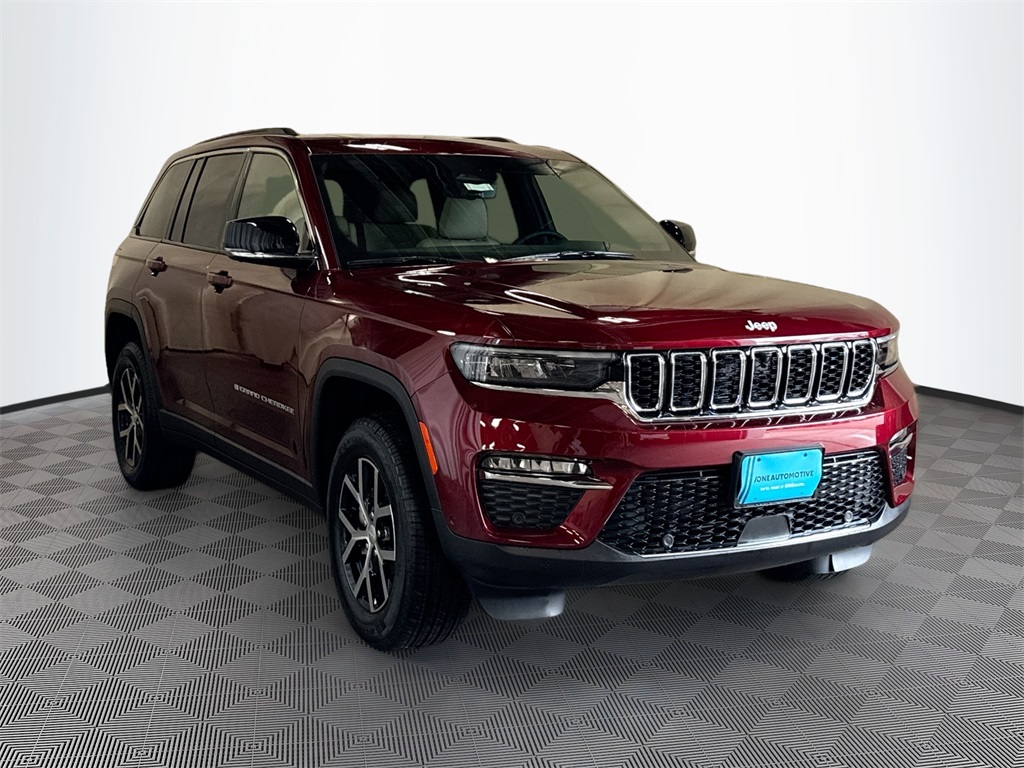 2025 Jeep Grand Cherokee Limited photo 3
