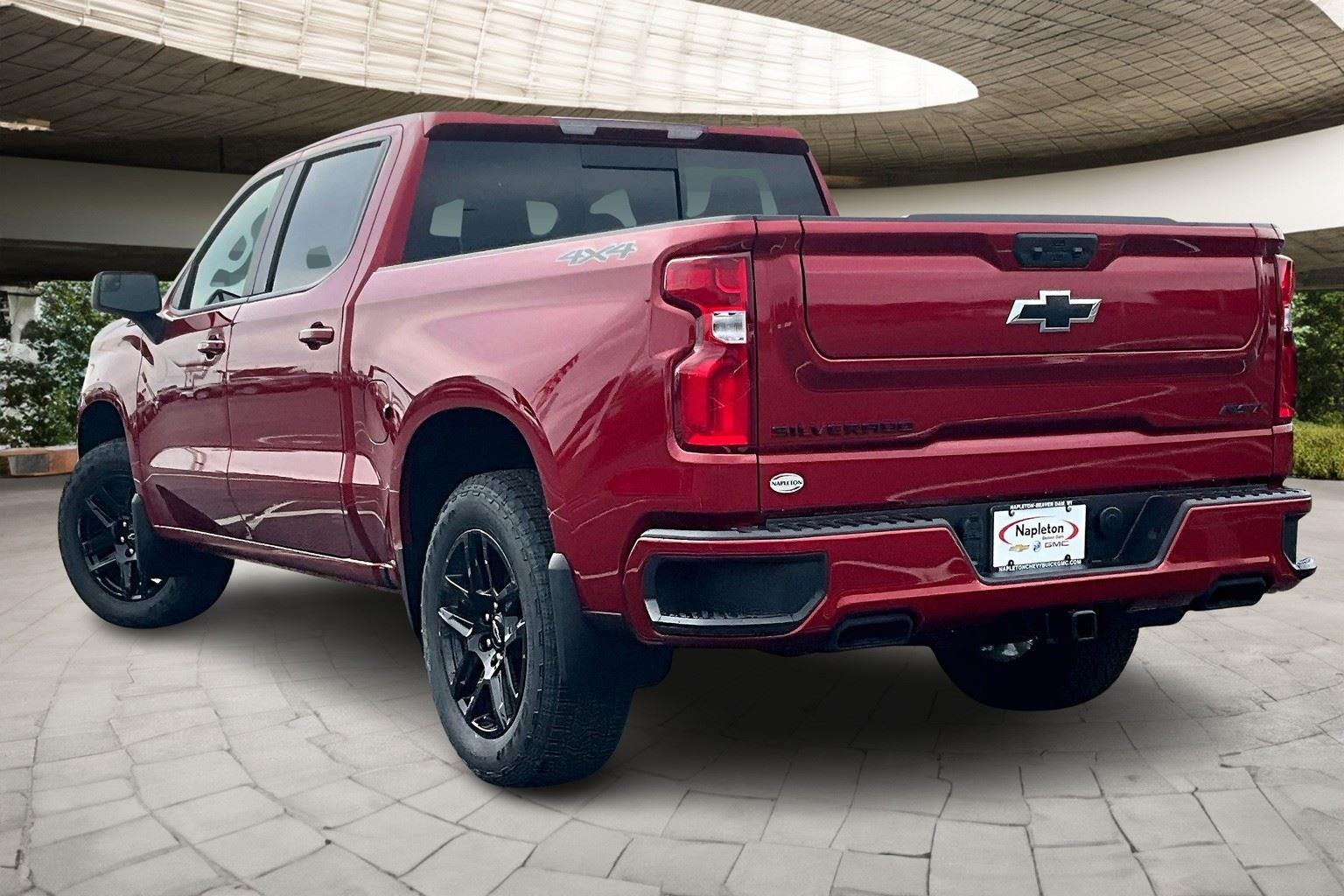2026 Chevrolet Silverado 1500 RST photo 3