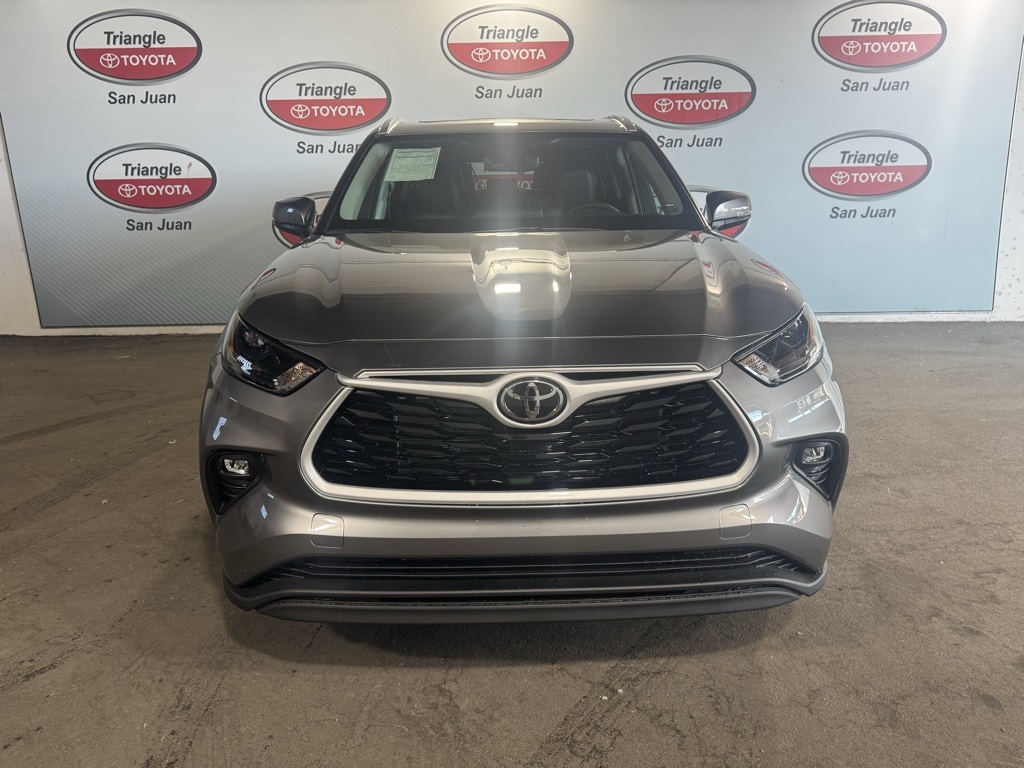 2026 Toyota Highlander XLE XSE Platinum Limited photo 2