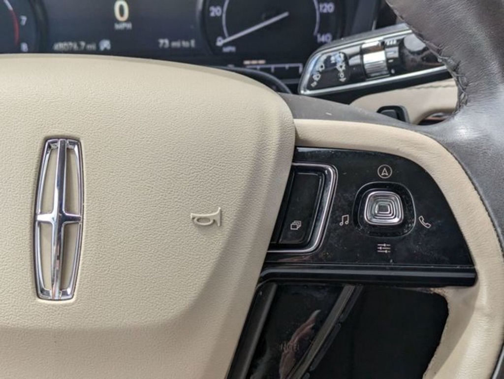 2021 Lincoln Corsair Standard photo 13