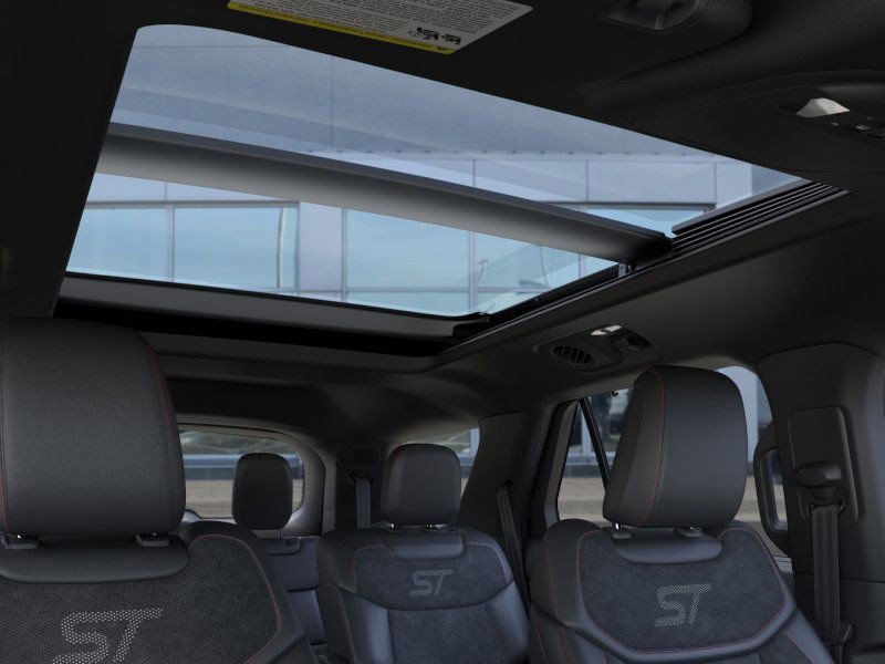 2025 Ford Explorer ST photo 20