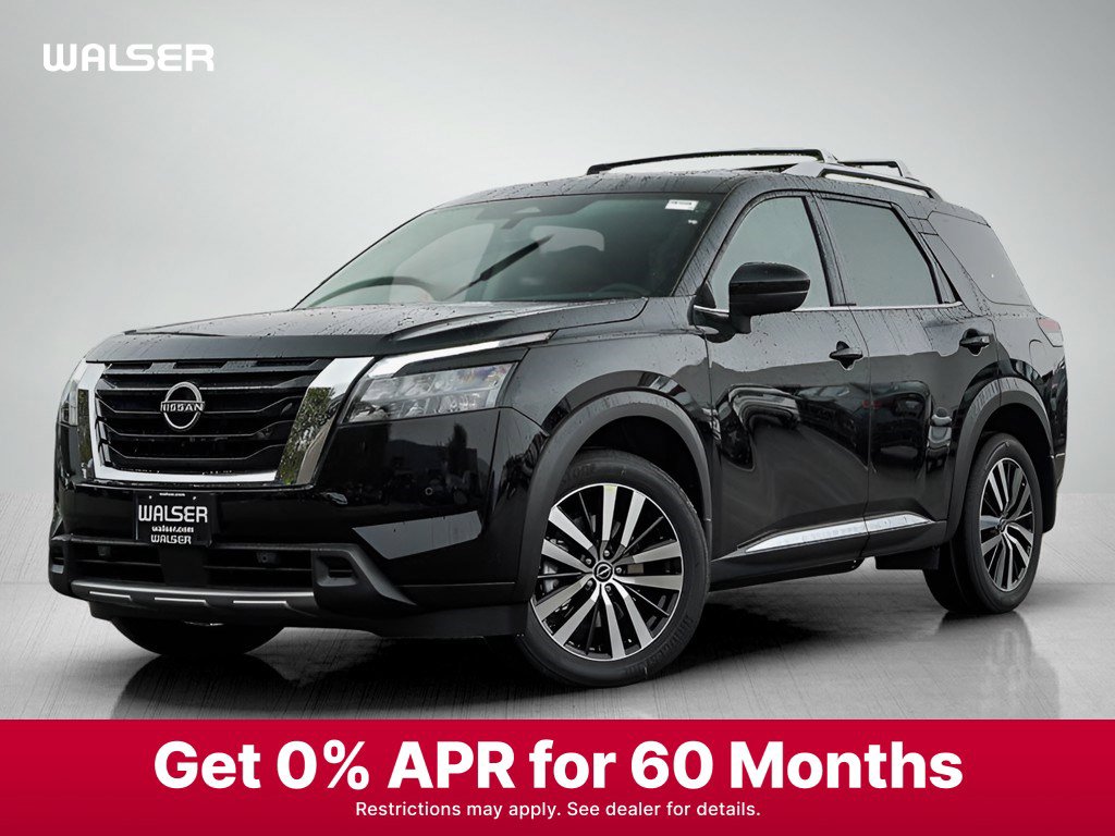 2025 Nissan Pathfinder Platinum's photo