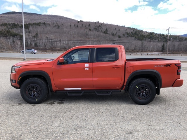 2025 Nissan Frontier PRO-4X photo 6