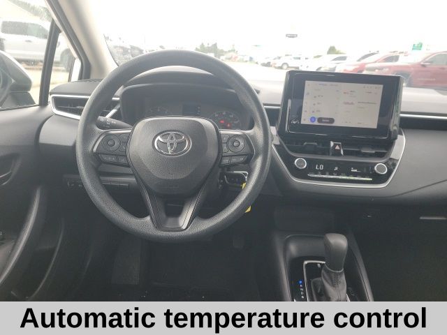 2024 Toyota Corolla LE photo 2