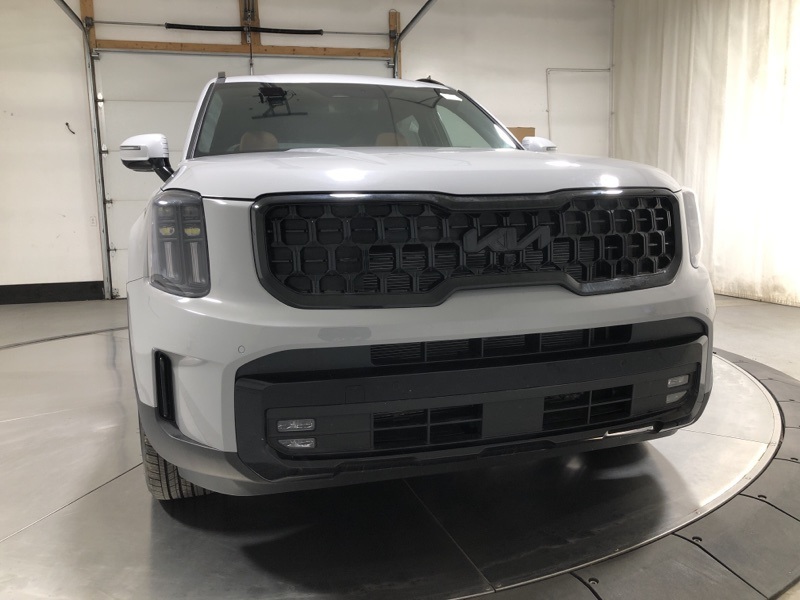 2025 Kia Telluride X-Line photo 2