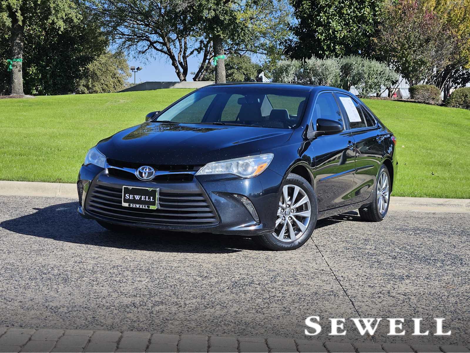 2016 Toyota Camry XLE