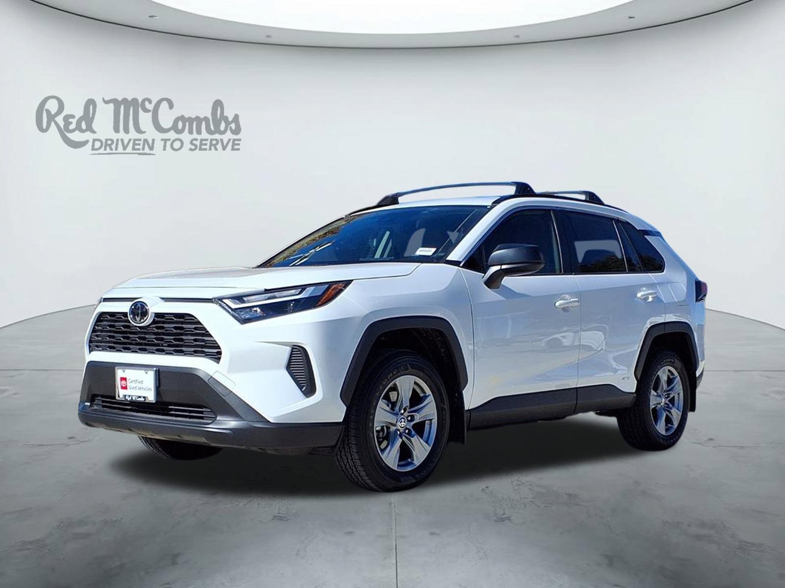 2025 Toyota RAV4 LE's photo