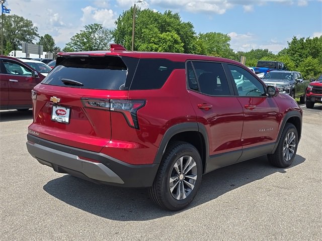 2026 Chevrolet Equinox LT photo 4