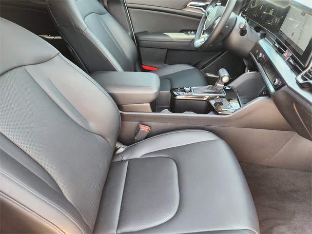 2023 Kia Sportage EX photo 11