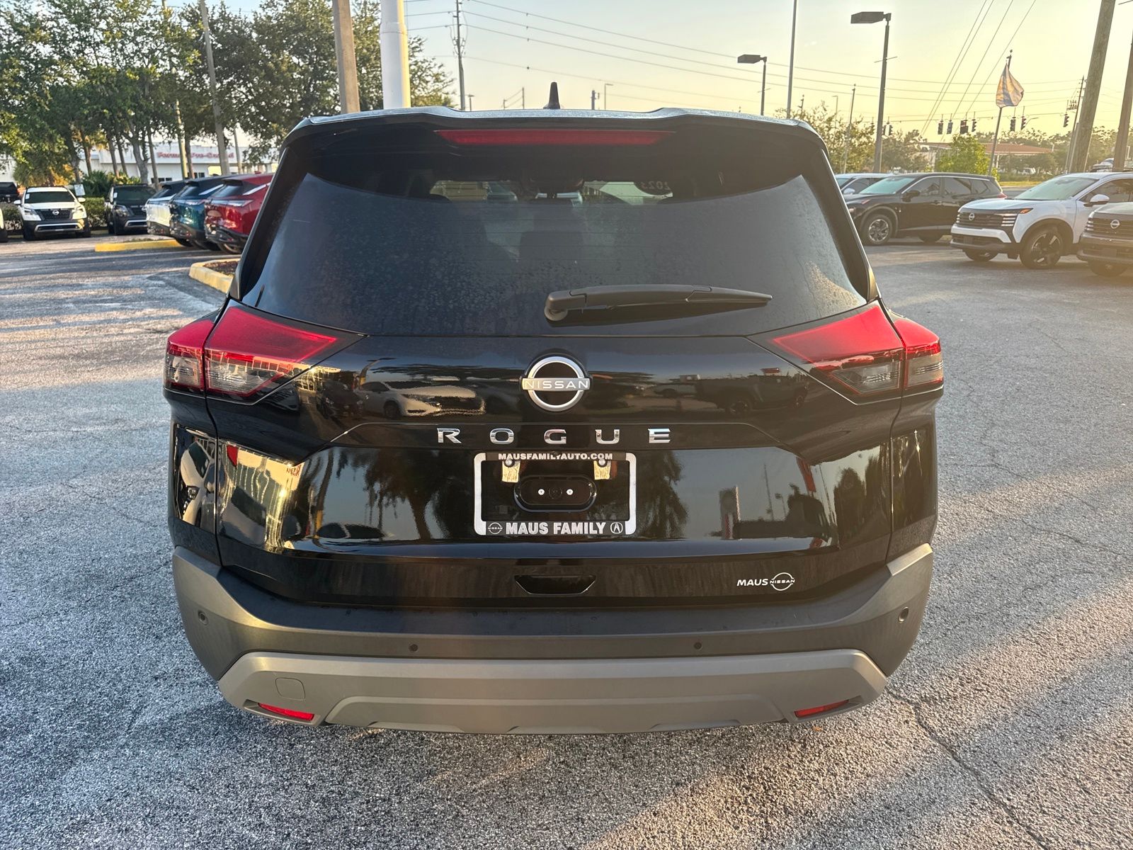 2023 Nissan Rogue S photo 5